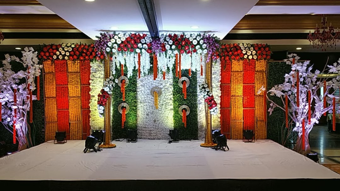 Main service image